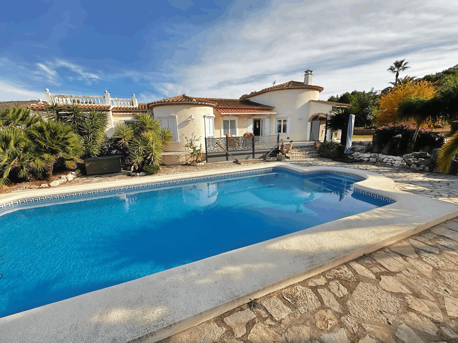 Villa mit 3 Schlafzimmern zum Verkauf in Pedreguer in der Urbanisation la Sella
